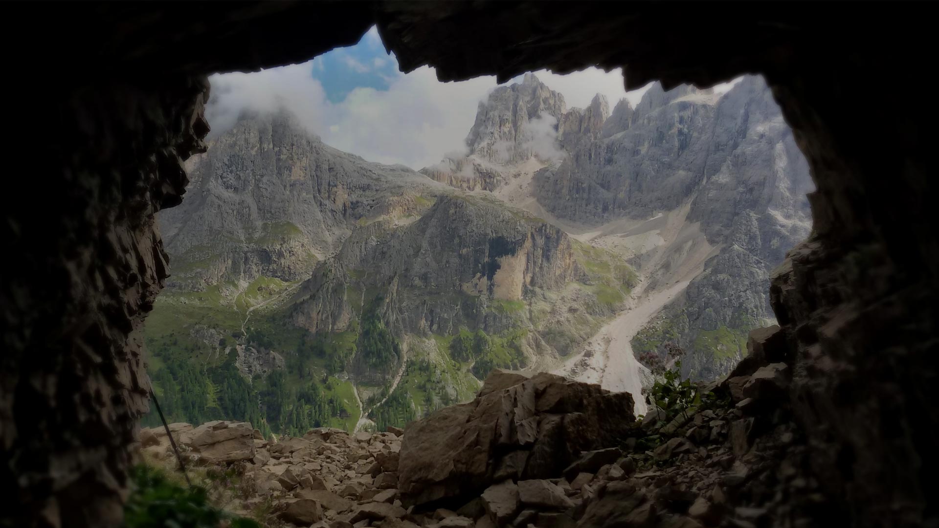 cave1.jpg